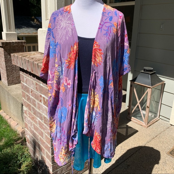 EN CREME, floral, kimono wrap!! - Picture 3 of 12